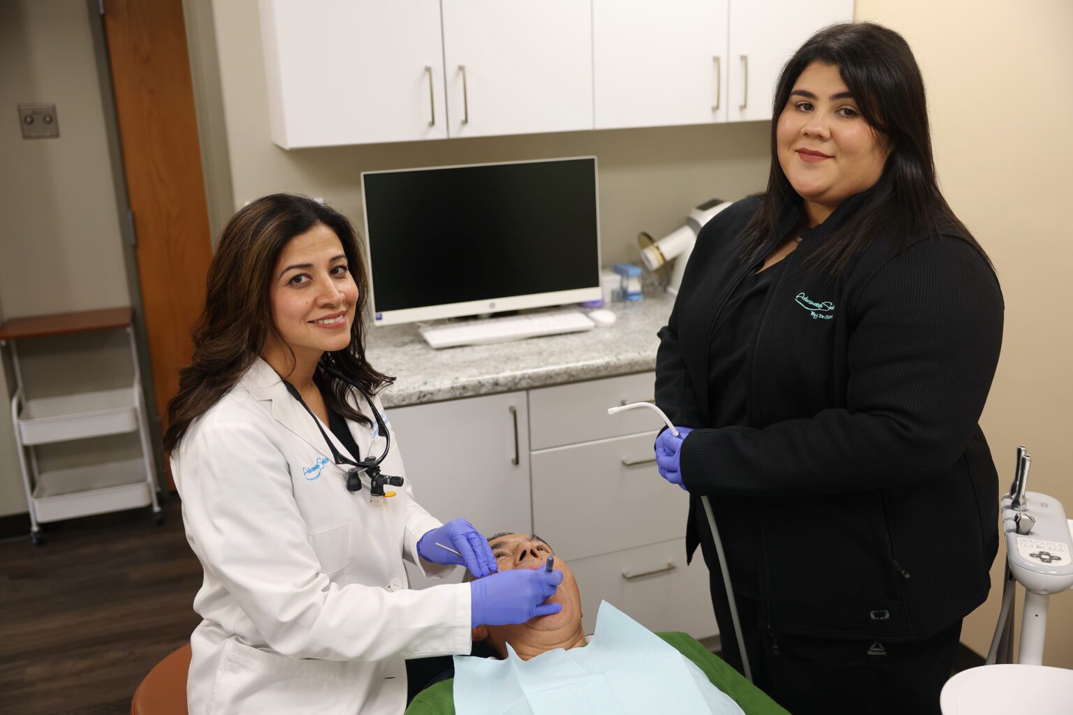 Dentist in Hoffman Estates